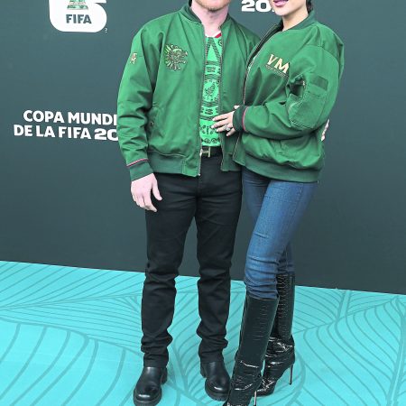 El Azteca Vibra: Canelo Álvarez, Ícono del Deporte, Protagonista de una Noche de Estrellas y un Futuro de MMA en el Horizonte