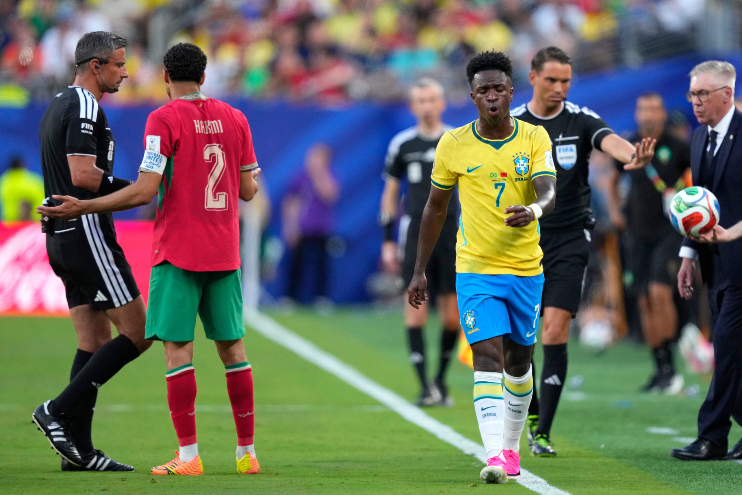 Vinícius Jr. enciende el Mundial: ¡Golazo y autocrítica para soñar con la gloria!