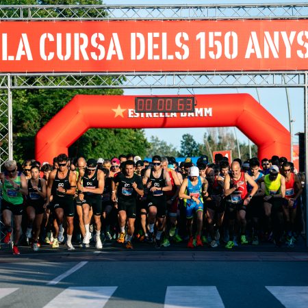 ¡La Gran Fiesta del Deporte y la Tradición! Estrella Damm Celebra 150 Años con una Carrera Histórica en El Prat