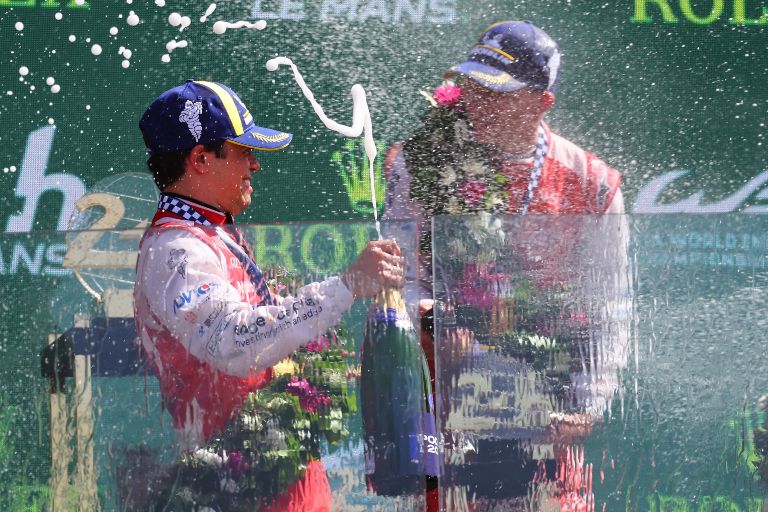 Toyota 7 Conquista Le Mans en un Final de Infarto: El Retorno del Gigante Japonés Tras Tres Años de Dominio Italiano