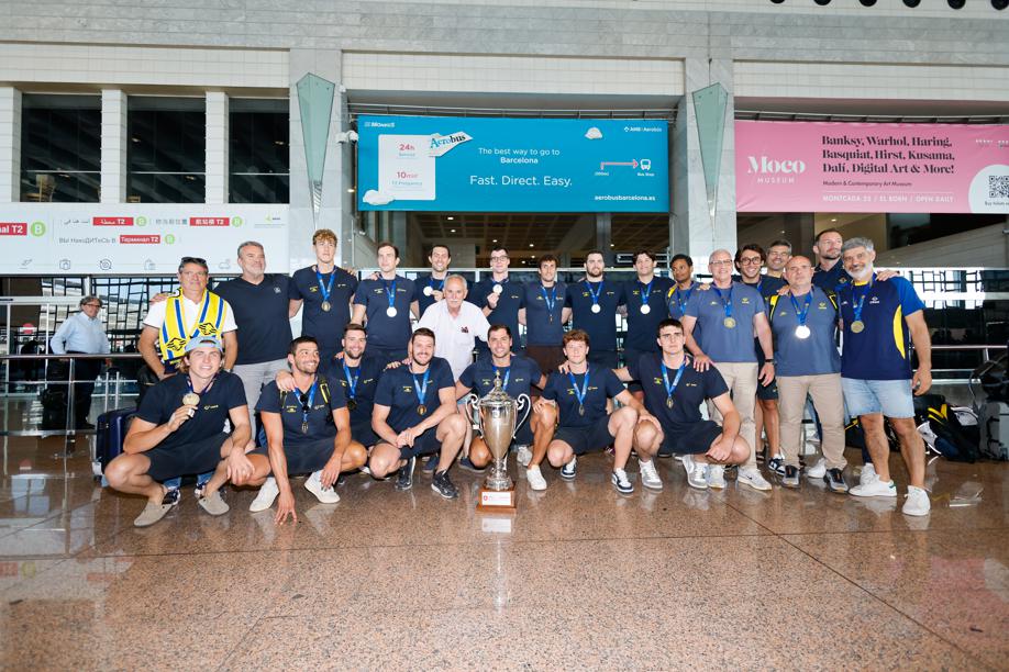 ¡El Rey de Europa Regresa a Casa! El Zodiac Atlètic Barceloneta Aterriza con la Champions Bajo el Brazo