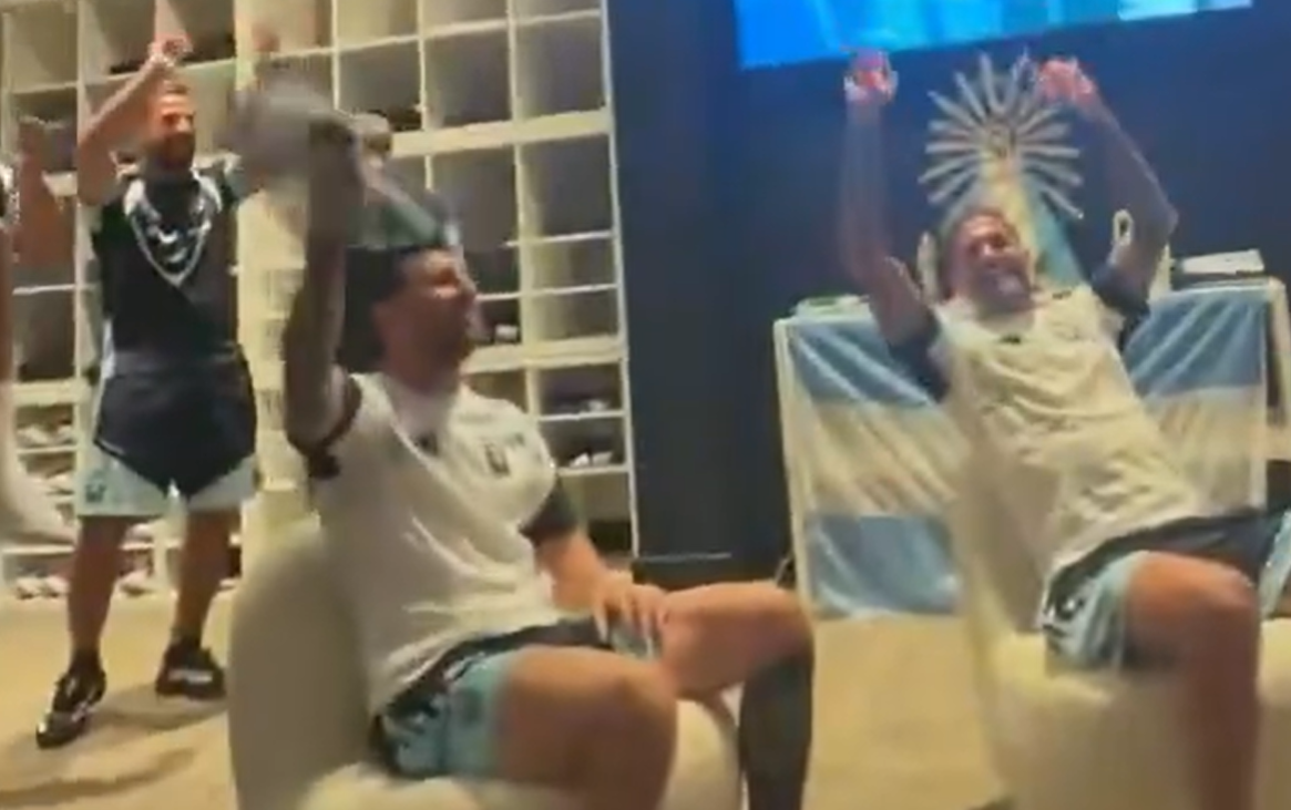 ¡Sorpresa Albiceleste! La Mona Jiménez Desata la Fiesta en la Concentración Argentina Antes del Debut Mundialista ¡Sorpresa Albiceleste! La Mona Jiménez Desata la Fiesta en la Concentración Argentina Antes del Debut Mundialista