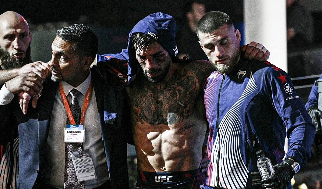 ¡Batacazo en la Casa Blanca! Topuria cae ante Gaethje en una noche de infarto y Trump como testigo ¡Batacazo en la Casa Blanca! Topuria cae ante Gaethje en una noche de infarto y Trump como testigo