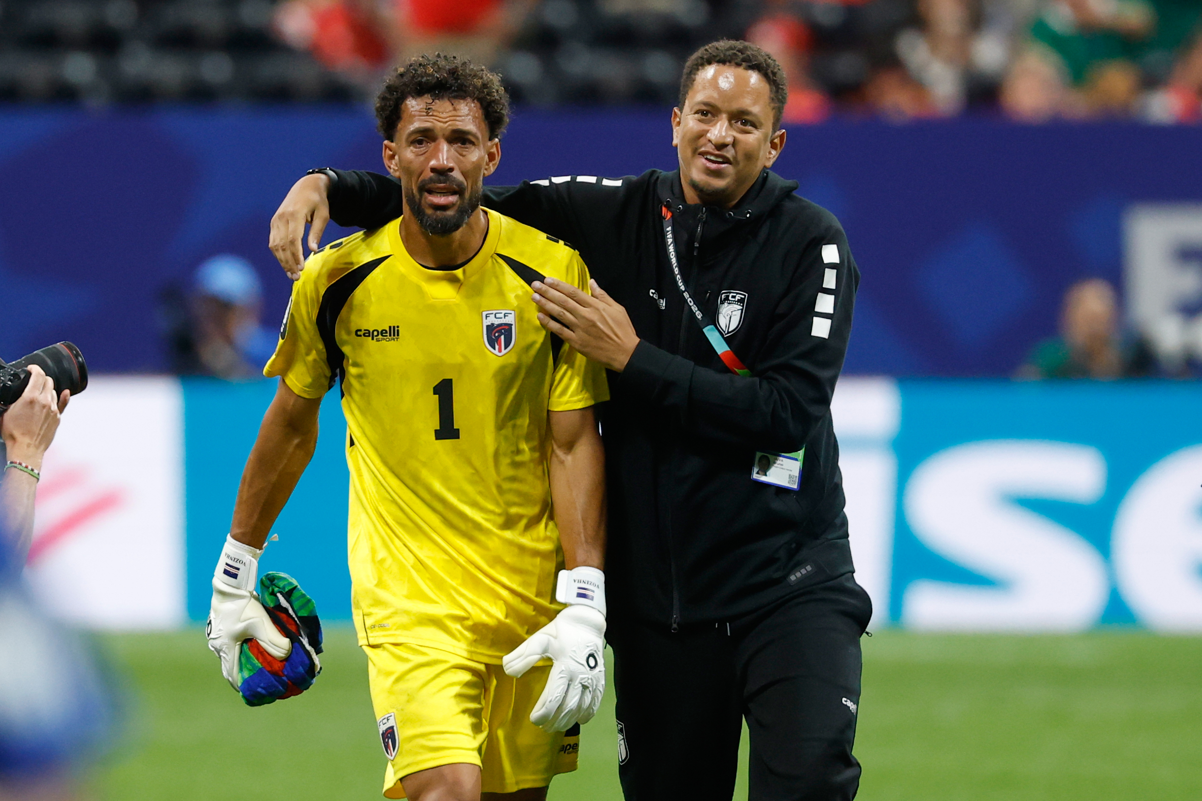 Vozinha: La Emoción de un Guardián y el Poder de la Union en el Mundial