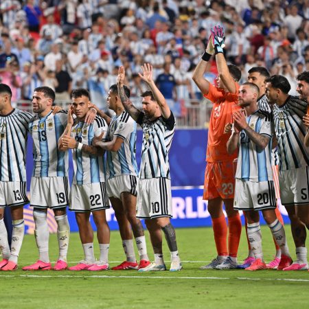 ¡Messi Deslumbra y Argentina Lidera el Grupo J del Mundial 2026! Austria Sufre Pero Suma Tres Puntos Clave