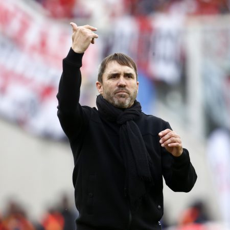 River Plate: Un Verano Español con Caras Nuevas y Ausencias Clave