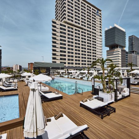 El Mediterráneo Desembarca en Barcelona: Purobeach Presenta ‘Mare Nostrum’