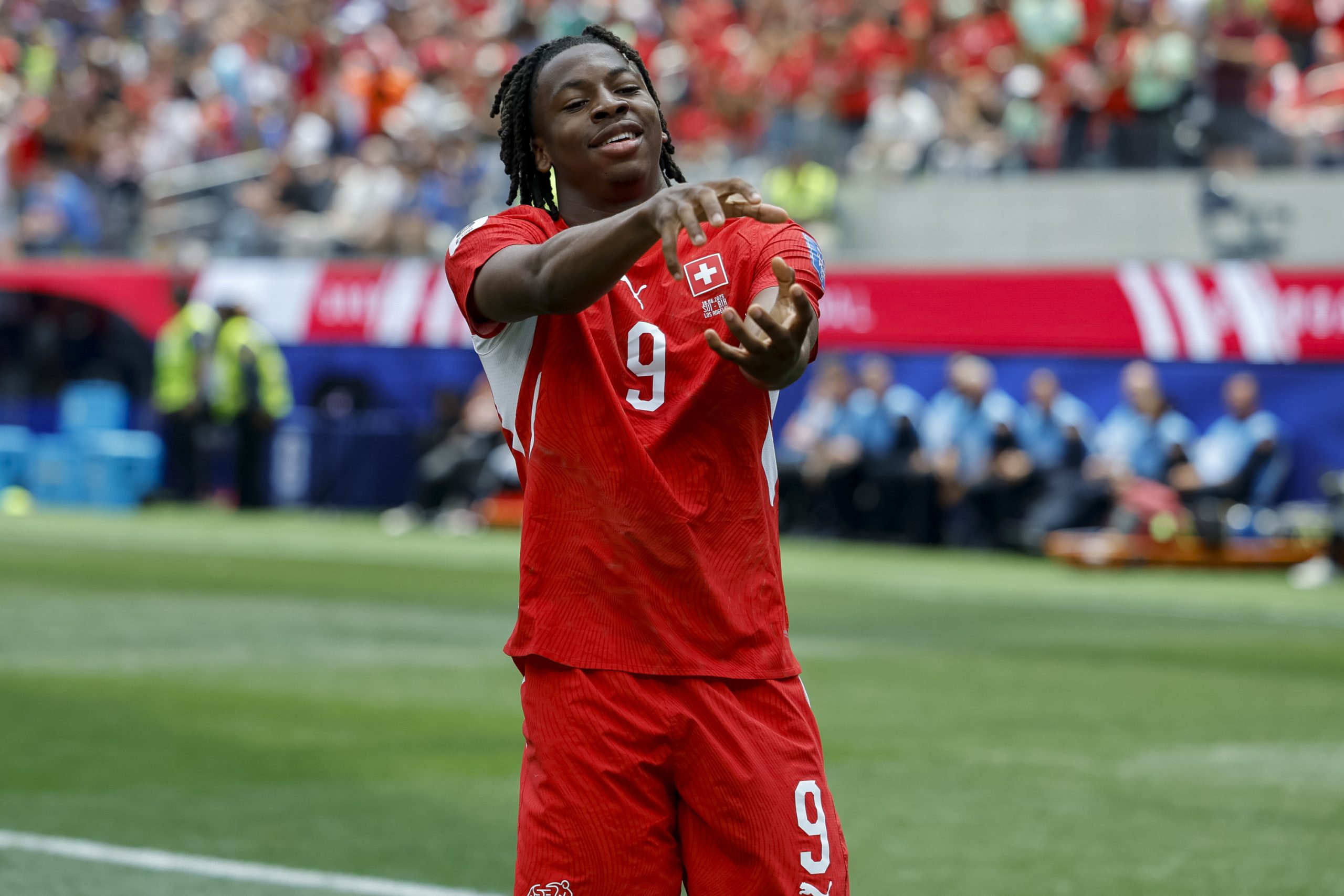 Suiza Deslumbra: Yakin Celebra Goleada y Estrategia Perfecta ante Bosnia