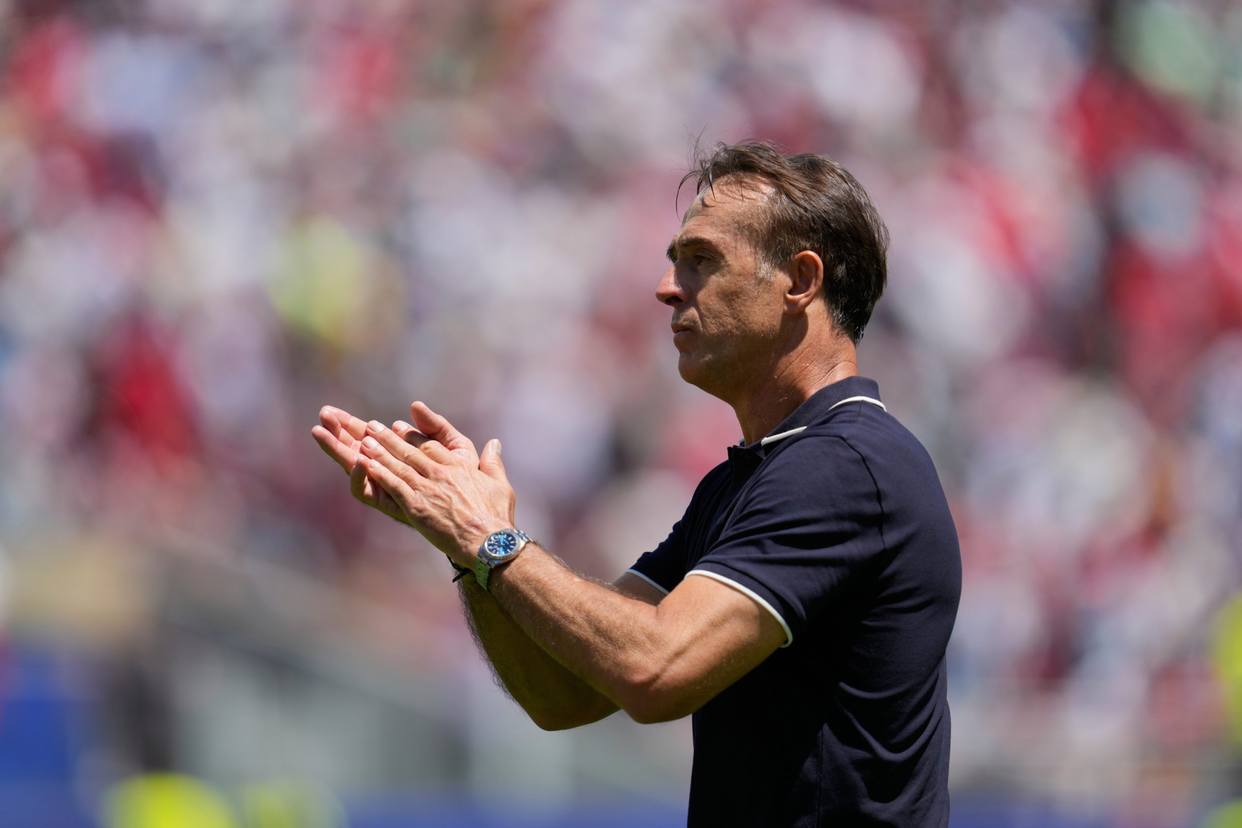 Qatar: Lopetegui Llama a la Rebelión Tras la Goleada, 